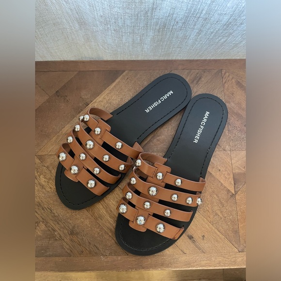 Marc Fisher Sandals Womens Size 7 Perth Slide Brown Black Studded Flats - Picture 1 of 3